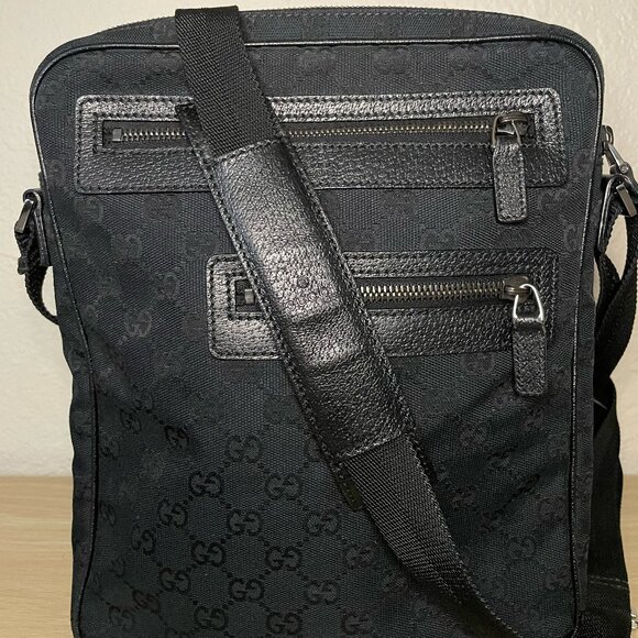 Gucci Authentic Vintage Black Canvas Crossbody Messenger Bag Leather Trim - Picture 15 of 16